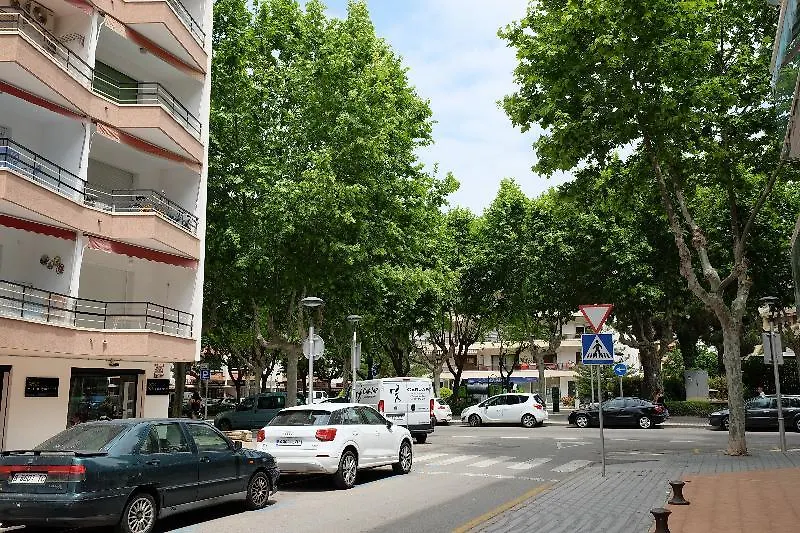 Alexis II Premium Arysal Apartment Salou Spain